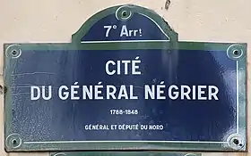 Voir la plaque.