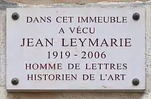 Plaque au no 16.