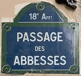 Voir la plaque.