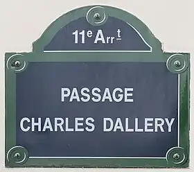 Voir la plaque.