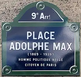 Voir la plaque.
