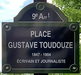 Voir la plaque.