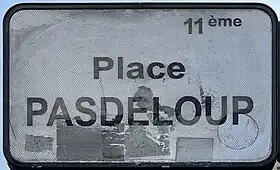 Voir la plaque.