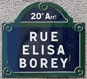 Voir la plaque.