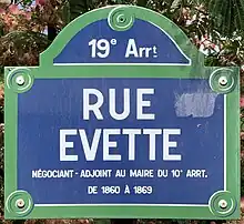 Voir la plaque.