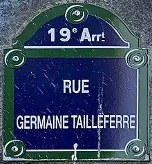 Voir la plaque.
