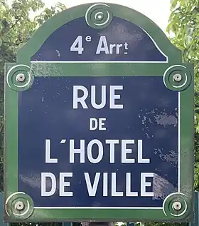 Voir la plaque.
