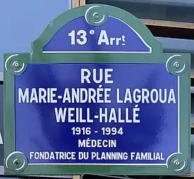 Voir la plaque.