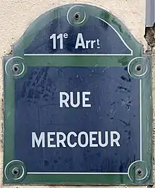 Voir la plaque.