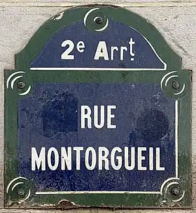 Voir la plaque.