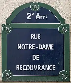 Voir la plaque.