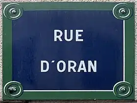 Voir la plaque.
