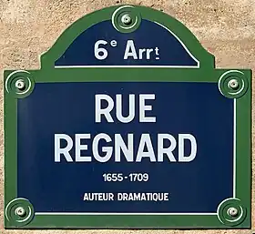 Voir la plaque.