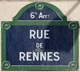 Voir la plaque.