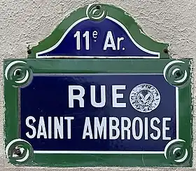 Voir la plaque.