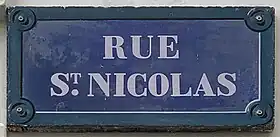 Voir la plaque.