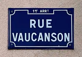 Voir la plaque.