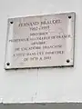 No 59, plaque en hommage à Fernand Braudel .
