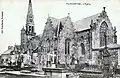Plougonver ː l'église paroissiale entourée de son cimetière au début du XXe siècle (carte postale).