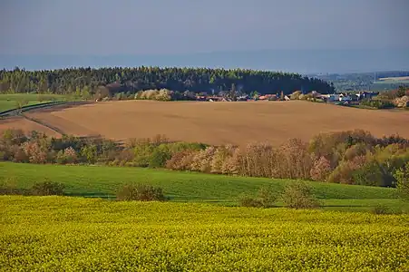 Vue sur le village de Labutice.