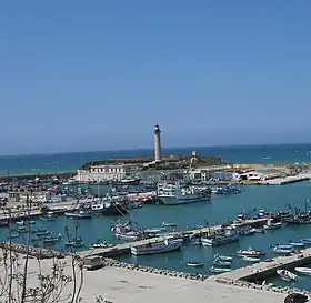 Le phare de Cherchell sur l'île Joinville.