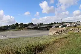 … et le pont actuel…