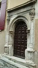 Maisonsporte, vantail