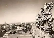 Pots à feu sur le toit