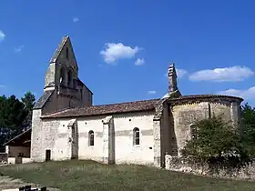 Façade sud de l'église d'Insos (août 2013)
