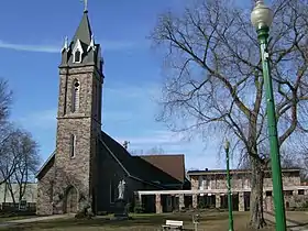La cathédrale du Précieux-Sang (en) de Sault-Sainte-Marie.
