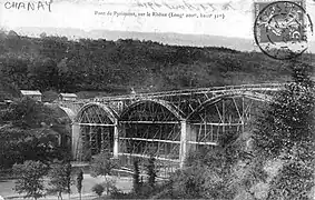 Construction du premier pont de Pyrimont