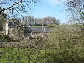 Prieuré de L'Oiselière (vue générale en 2013).