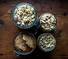 Protéines de soja texturées de différentes formes pour différentes utilisations (hachés, escalopes, brochettes, ...)