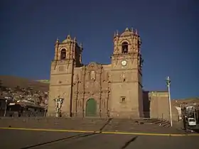 Image illustrative de l’article Cathédrale Saint-Charles-Borromée de Puno