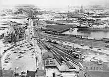 Gare du QRL&P à Québec en 1956 (à gauche, bureau de poste construit en 1939).