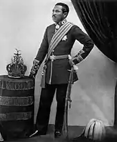 Radama II, roi Madagascar, avec la couronne de Ranavalona Ire, 1861.