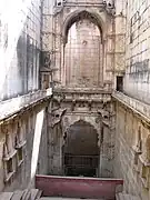 Le Tanij ki Bâoli à Bûndî.