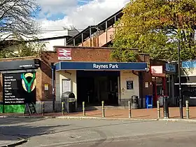 Image illustrative de l’article Gare de Raynes Park