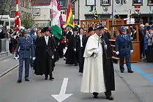 L'huissier de la Standeskommission (gouvernement) du canton d'Appenzell Rhodes-Intérieures, lors de la Landsgemeinde de 2010.