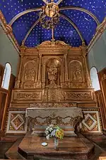 La chapelle latérale dédiée à Sainte-Anne