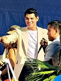 Richard Gutierrez.