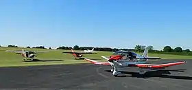 Robin DR400-140B Dauphin 4