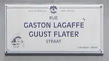 … dite « rue Gaston-Lagaffe », avec mention du copyright sur la plaque de rue sous la forme « © Franquin - Marsu ».