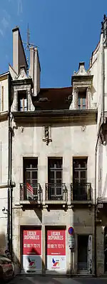 Maison du XVIe siècle au no 3