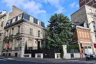 Maisons au croisement avec la rue du Ranelagh.
