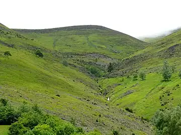 Vue vers le nord du village de Caubous.