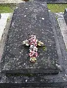 Sépulture d'Anatole France, de ses parents et de sa femme.