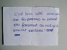 Photographie d'un texte écrit au stylo à bille : "C'est bien cette intervention car les personnes ne pensent pas forcément au mal qu'ils peuvent produire."