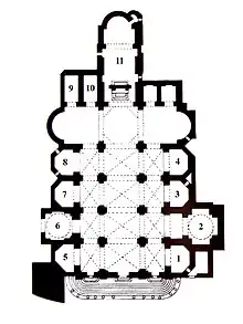 Tracé en noir et blanc du plan au sol d'une église.