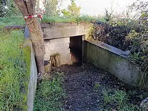 Photo de la vue arrière d'une casemate.